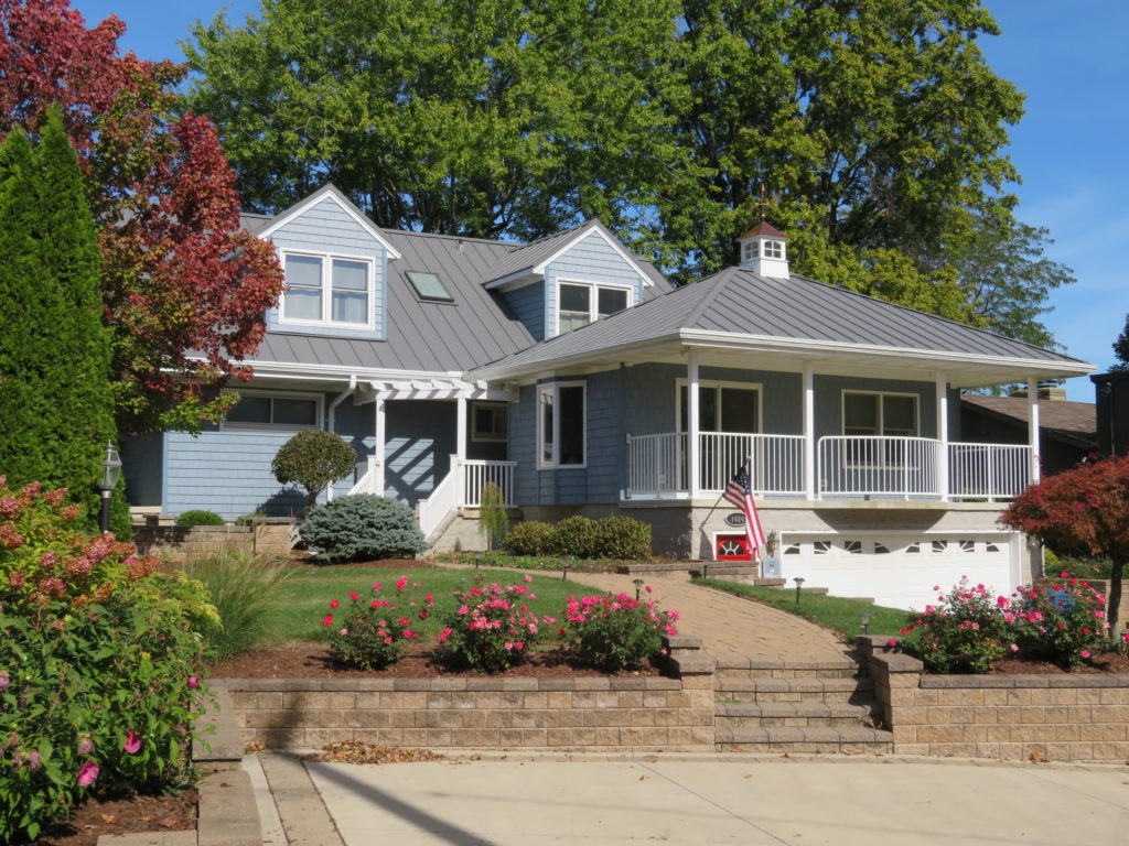 Metal Exteriors Grey Metal Roofing/Blue Siding Project 1